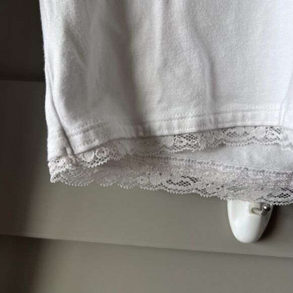 Hollister Shirt Women XS White Lace Trim V Neck Long Sleeve Baby Tee Cropped Y2K - Picture 4 of 9